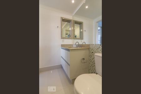 Apartamento para alugar com 50m², 2 quartos e 1 vaga Apartamento para alugar com 50m², 2 quartos e 1 vagaBanheiro da Suite