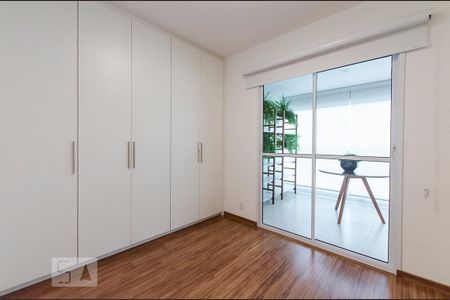 Quarto de apartamento para alugar com 2 quartos, 84m² em Pinheiros, São Paulo