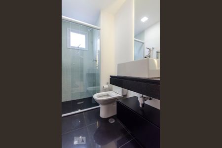 Banheiro de apartamento para alugar com 2 quartos, 84m² em Pinheiros, São Paulo