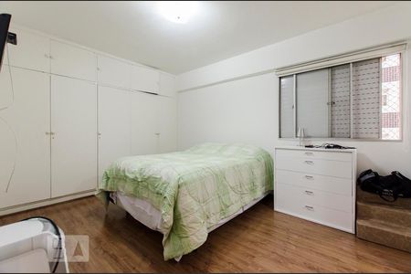 Suíte de apartamento à venda com 2 quartos, 90m² em Vila Madalena, São Paulo