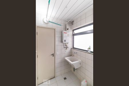 Apartamento à venda com 83m², 3 quartos e 2 vagasÁrea de serviço