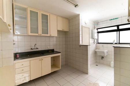 Apartamento à venda com 83m², 3 quartos e 2 vagasCozinha