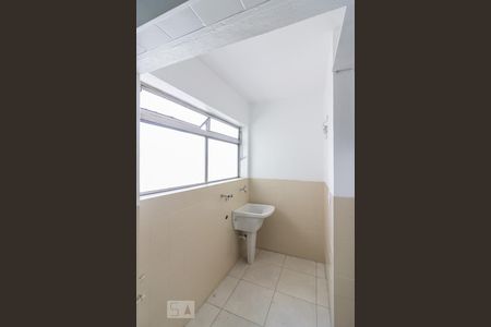 Apartamento à venda com 75m², 3 quartos e 1 vagaÁrea de serviço