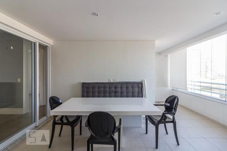 Varanda de apartamento à venda com 2 quartos, 68m² em Pinheiros, São Paulo