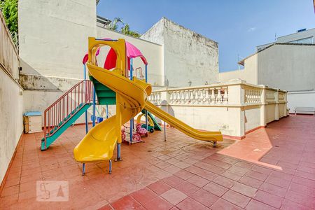 Apartamento para alugar com 123m², 3 quartos e sem vagaPlayground