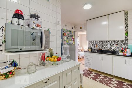 Apartamento para alugar com 123m², 3 quartos e sem vagaCozinha