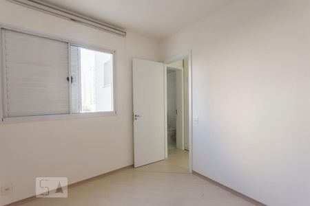 Quarto de apartamento à venda com 1 quarto, 40m² em Vila Olímpia, São Paulo