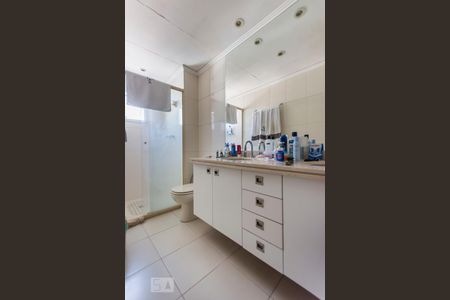 Apartamento para alugar com 132m², 2 quartos e 2 vagasBanheiro Suite 2