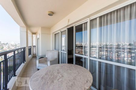 Varanda de apartamento para alugar com 2 quartos, 132m² em Vila Ipojuca, São Paulo