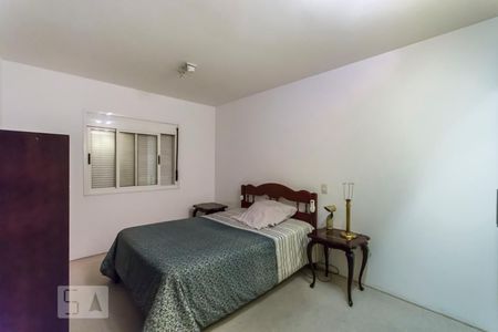 Suite de apartamento para alugar com 2 quartos, 132m² em Vila Ipojuca, São Paulo