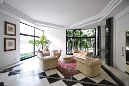 Apartamento para alugar com 380m², 4 quartos e 6 vagashall social