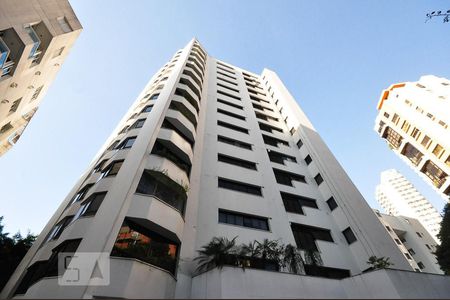 Apartamento para alugar com 380m², 4 quartos e 6 vagasfachada