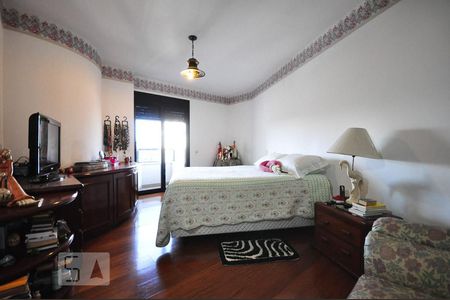 Apartamento para alugar com 380m², 4 quartos e 6 vagassuíte 3