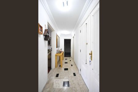 Apartamento para alugar com 380m², 4 quartos e 6 vagascorredor