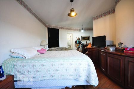 Apartamento para alugar com 380m², 4 quartos e 6 vagassuíte 3