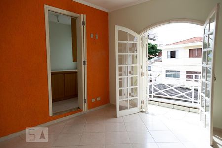 Casa à venda com 200m², 3 quartos e 6 vagasQuarto 3 - Suíte