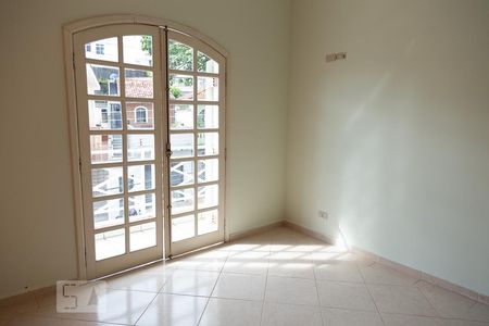 Casa à venda com 200m², 3 quartos e 6 vagasQuarto 3 - Suíte