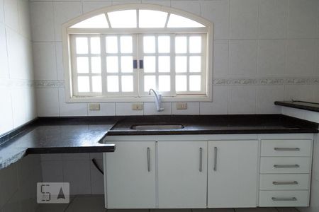 Casa à venda com 200m², 3 quartos e 6 vagasCozinha