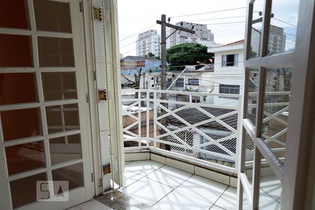 Casa à venda com 200m², 3 quartos e 6 vagasSacada