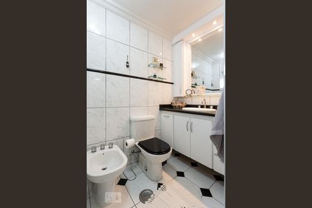 Apartamento à venda com 127m², 3 quartos e 2 vagasBanheiro da suíte 2