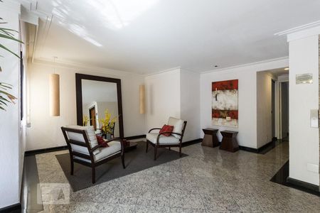 Apartamento à venda com 127m², 3 quartos e 2 vagasHall social