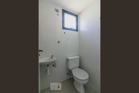 Apartamento à venda com 96m², 3 quartos e 2 vagas Apartamento à venda com 96m², 3 quartos e 2 vagasBanheiro de serviço
