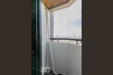 Apartamento à venda com 96m², 3 quartos e 2 vagas Apartamento à venda com 96m², 3 quartos e 2 vagasSacada