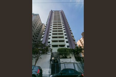 Apartamento à venda com 96m², 3 quartos e 2 vagas Apartamento à venda com 96m², 3 quartos e 2 vagasFachada