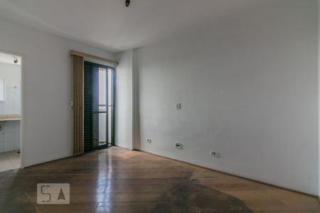 Apartamento à venda com 96m², 3 quartos e 2 vagas Apartamento à venda com 96m², 3 quartos e 2 vagasSuíte
