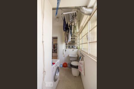 Apartamento para alugar com 108m², 2 quartos e 1 vagaÁrea de serviçø