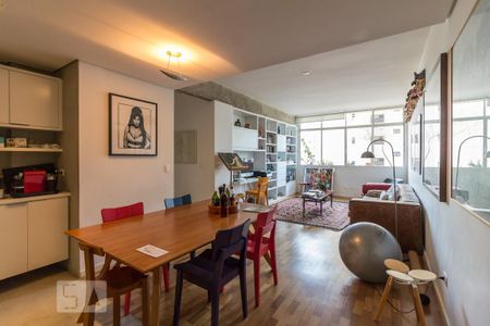 Apartamento para alugar com 108m², 2 quartos e 1 vagaSala