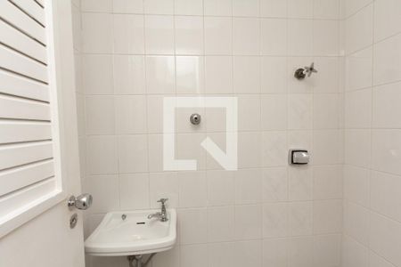 Apartamento para alugar com 88m², 2 quartos e 1 vaga Apartamento para alugar com 88m², 2 quartos e 1 vagaBanheiro de serviço