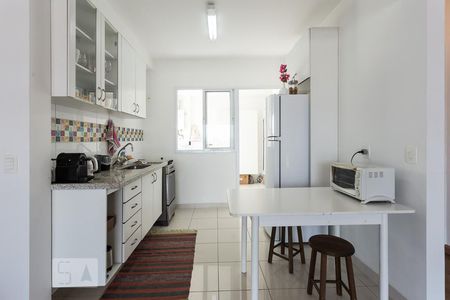 Cozinha de apartamento à venda com 3 quartos, 95m² em Várzea de Baixo, São Paulo