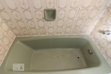 Apartamento para alugar com 100m², 2 quartos e 1 vaga Apartamento para alugar com 100m², 2 quartos e 1 vagaBanheiro