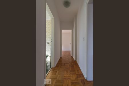 Corredor de apartamento para alugar com 2 quartos, 100m² em Itaim Bibi, São Paulo