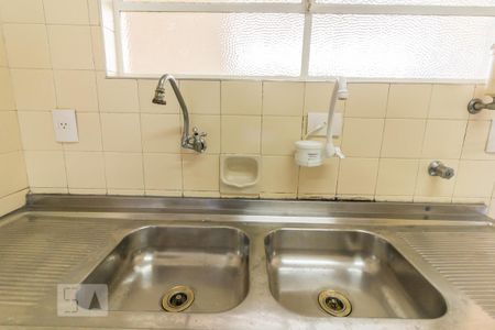 Apartamento para alugar com 100m², 2 quartos e 1 vaga Apartamento para alugar com 100m², 2 quartos e 1 vagaCozinha