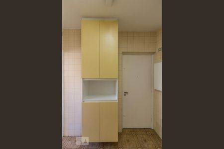 Apartamento para alugar com 100m², 2 quartos e 1 vaga Apartamento para alugar com 100m², 2 quartos e 1 vagaCozinha