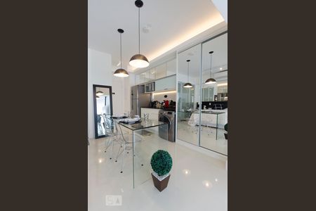 Cozinha de apartamento para alugar com 1 quarto, 35m² em Consolação, São Paulo