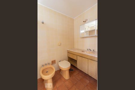 Apartamento para alugar com 100m², 3 quartos e 1 vagaBanheiro - Suíte