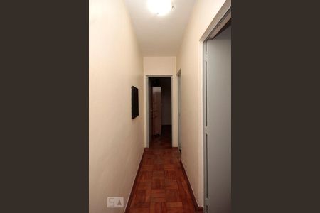 Corredor de apartamento para alugar com 2 quartos, 67m² em Vila Buarque, São Paulo