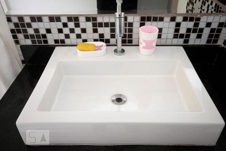 Banheiro de apartamento para alugar com 2 quartos, 67m² em Vila Buarque, São Paulo