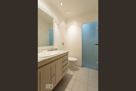 Banheiro de apartamento para alugar com 3 quartos, 100m² em Brooklin Paulista, São Paulo