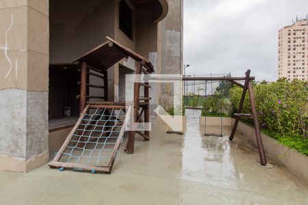 Apartamento à venda com 270m², 4 quartos e 4 vagasÁrea comum - Playground