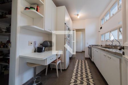 Apartamento à venda com 270m², 4 quartos e 4 vagasCozinha