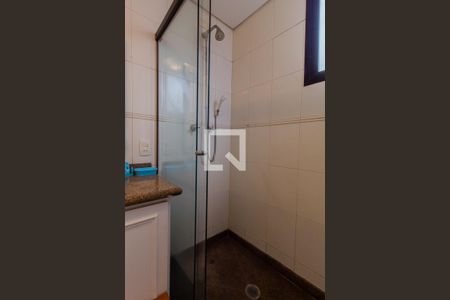 Apartamento à venda com 270m², 4 quartos e 4 vagasBanheiro Quarto 2