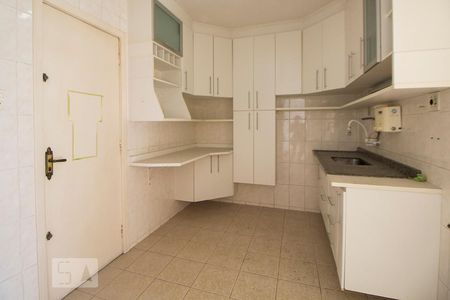 Apartamento à venda com 78m², 2 quartos e 1 vaga Apartamento à venda com 78m², 2 quartos e 1 vagaCozinha