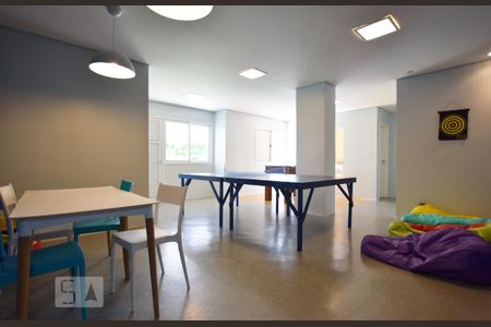 Apartamento para alugar com 83m², 3 quartos e 2 vagas Apartamento para alugar com 83m², 3 quartos e 2 vagasÁrea comum - Salão de jogos