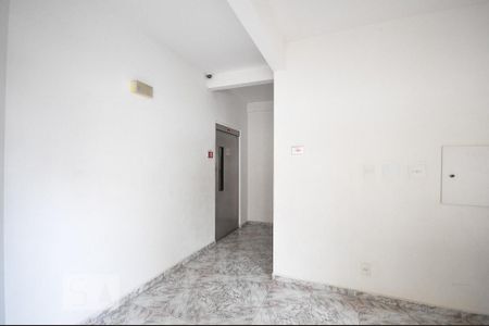 hall social de apartamento à venda com 2 quartos, 60m² em Vila Progredior, São Paulo