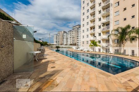 Apartamento para alugar com 63m², 2 quartos e 1 vaga Apartamento para alugar com 63m², 2 quartos e 1 vagaÁrea Comum - Piscina