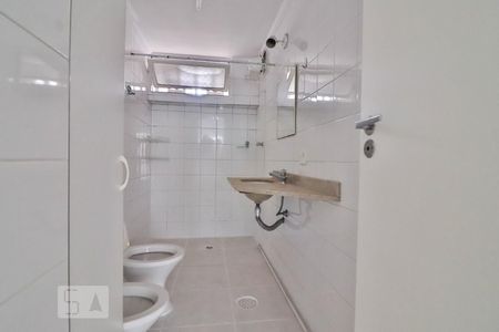 Apartamento à venda com 48m², 1 quarto e sem vaga Apartamento à venda com 48m², 1 quarto e sem vagaBanheiro do Quarto 1